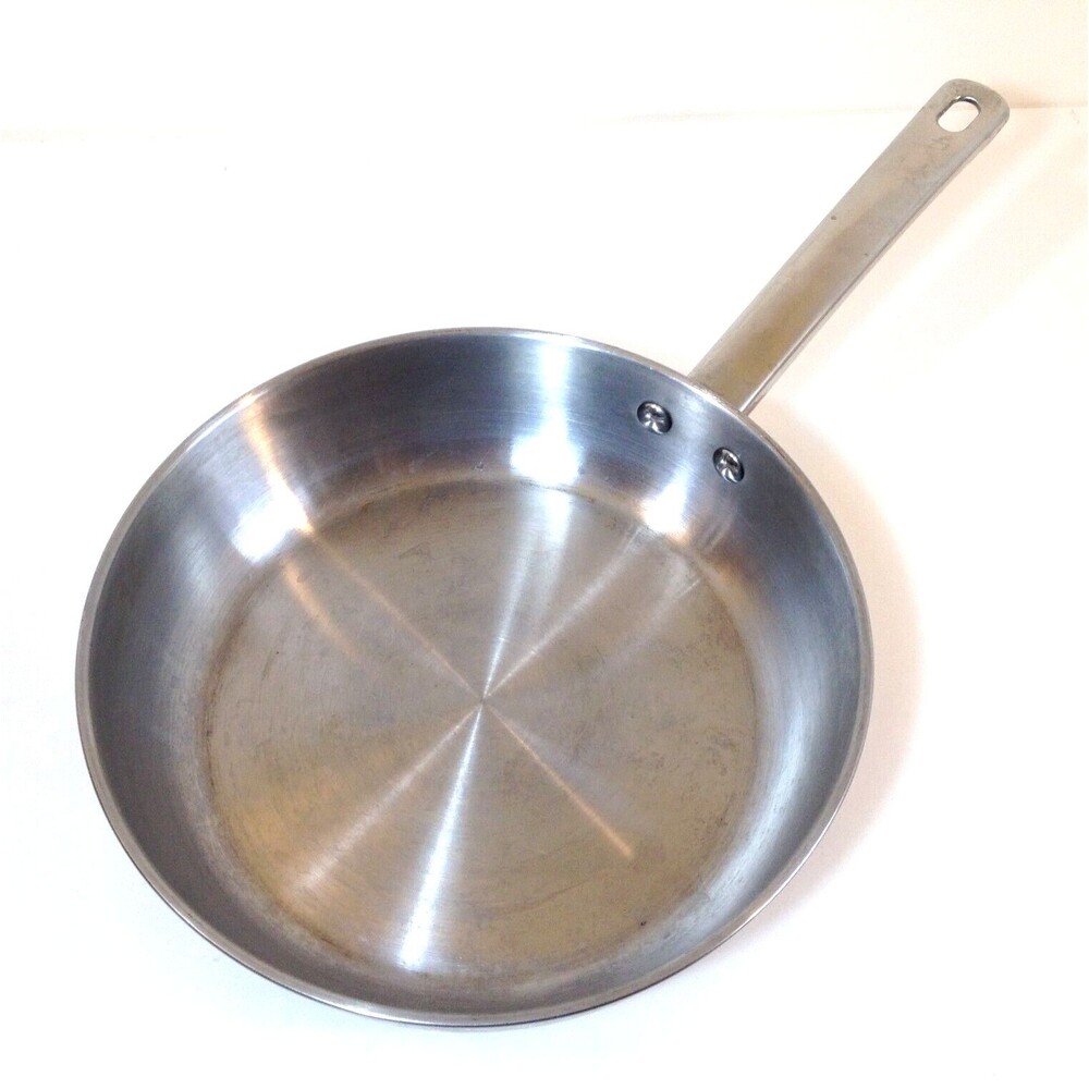 Tools of the Trade Cookware 9.5” Skillet Saute Pan Stove Top and Over Safe